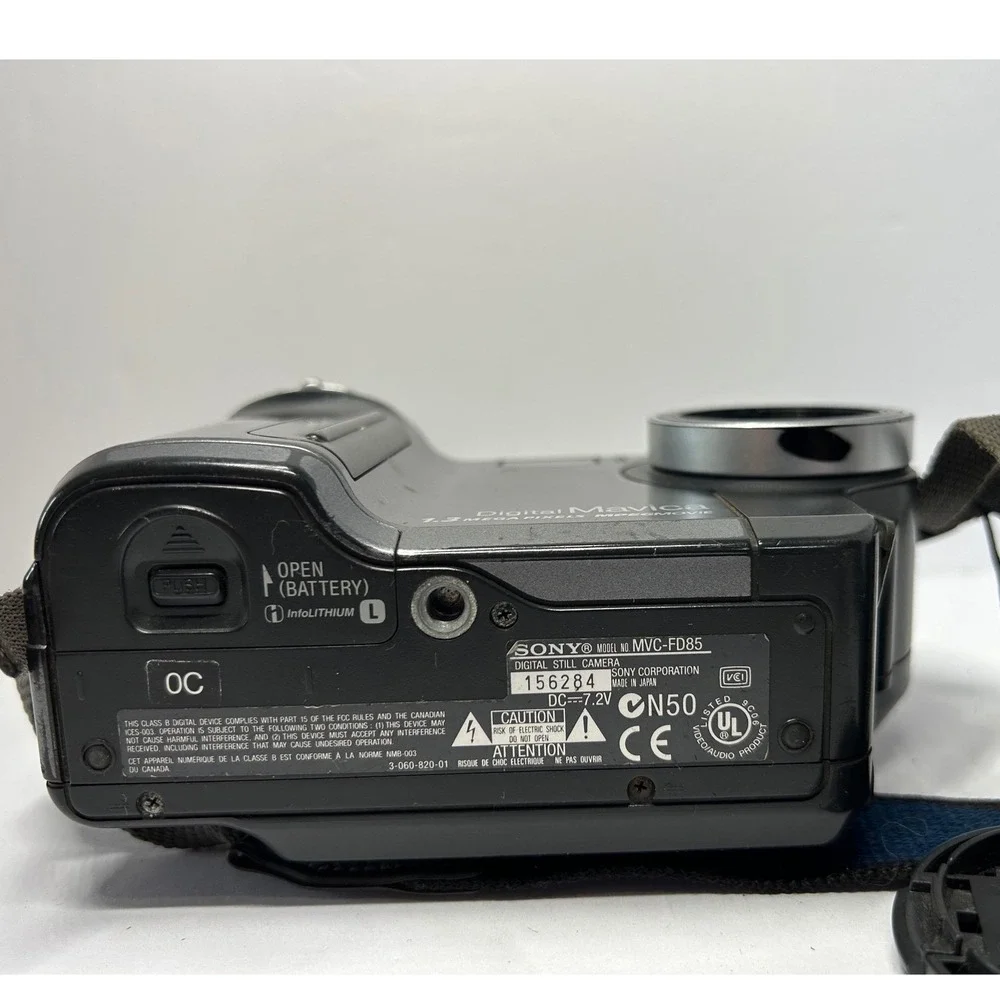 Sony Digital Mavica MVC-FD85 1.3 MP Digital Camera 3x Optical Zoom PARTS ONLY‎